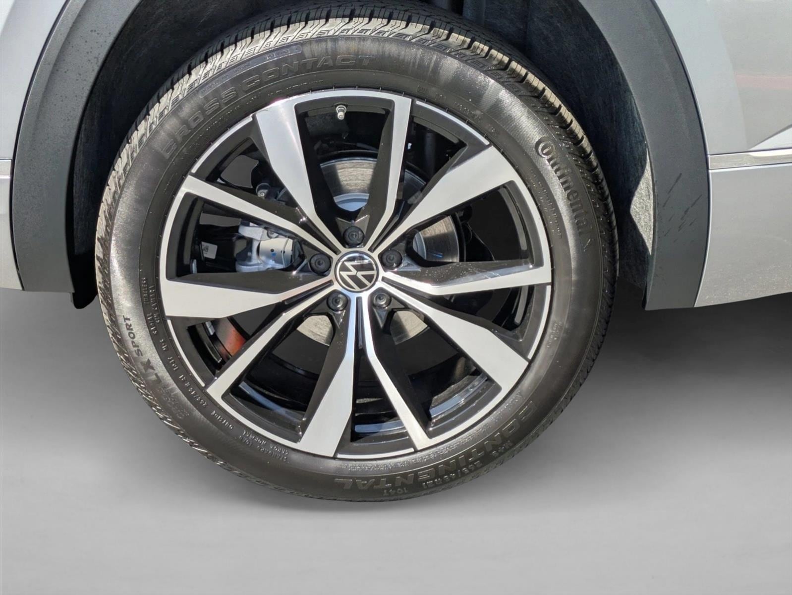 2026 Volkswagen Atlas SEL Premium R-Line - Photo 9