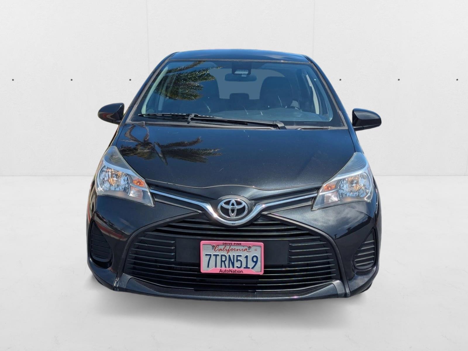 2017 Toyota Yaris L photo 2