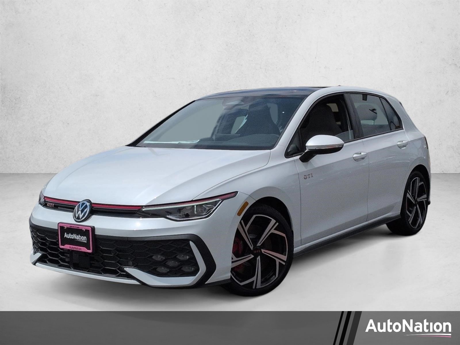 2026 Volkswagen Golf GTI 2.0T SE 4-door DSG's photo
