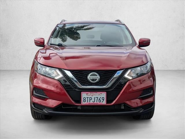 2020 Nissan Rogue Sport SV photo 2