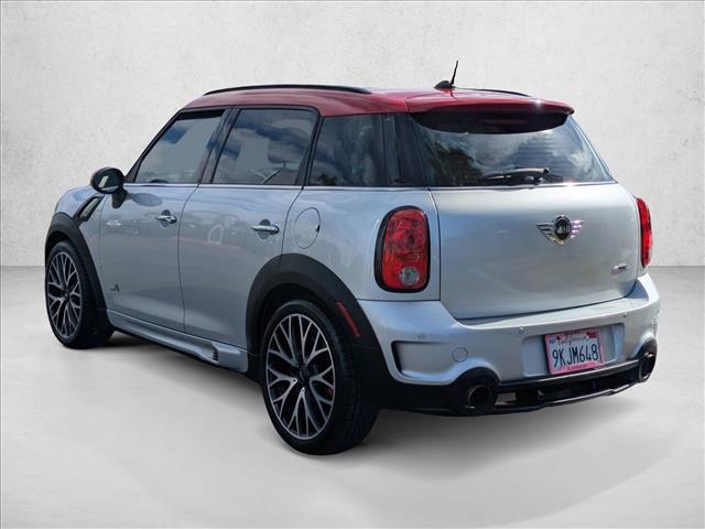 2016 MINI Countryman John Cooper Works photo 3