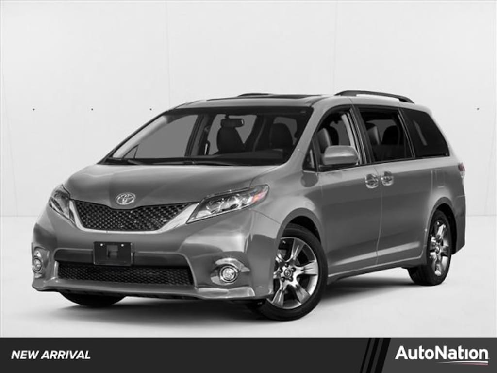 Used 2017 Toyota Sienna SE Premium 8 Passenger Van Passenger Van