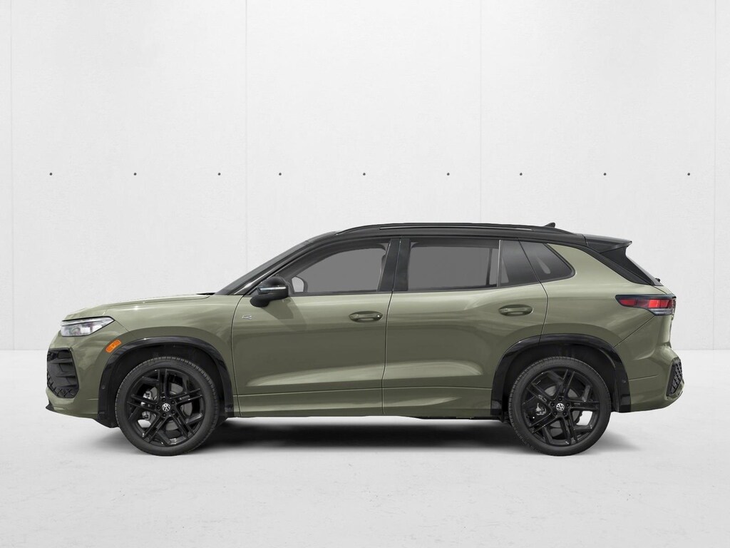 New 2026 Volkswagen Tiguan 2.0T SE R-Line Black SUV