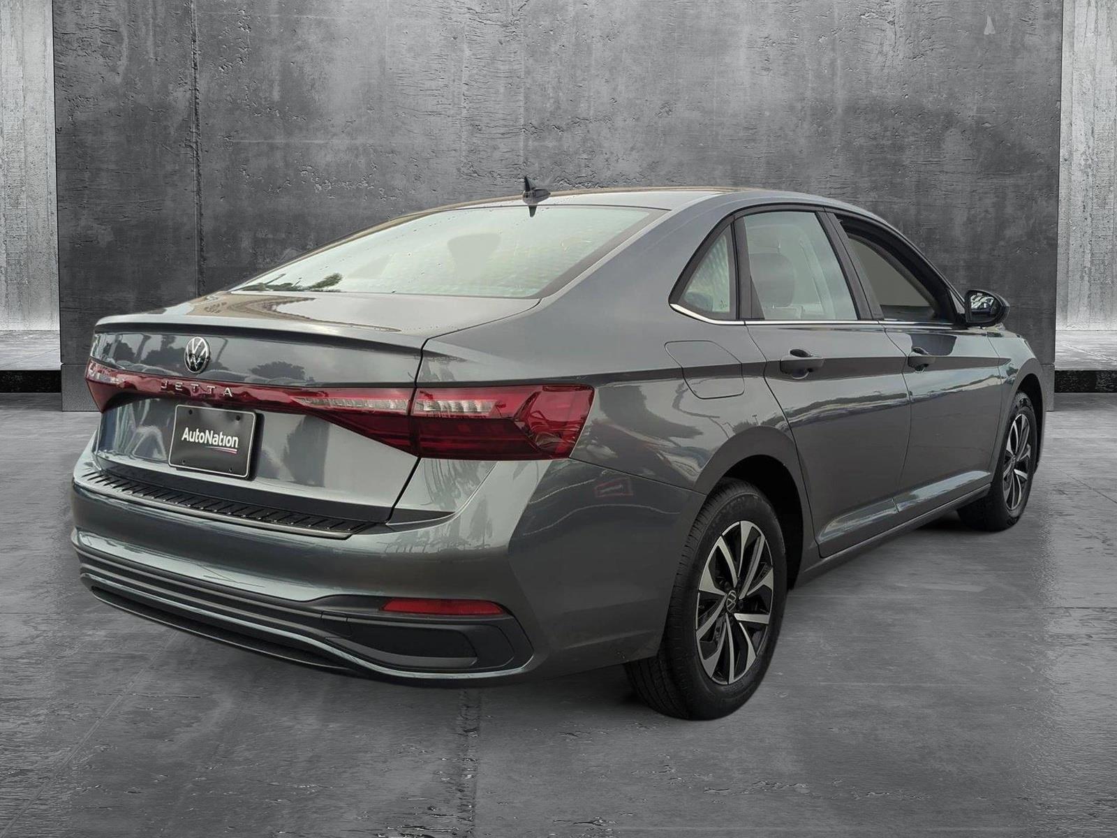 2025 Volkswagen Jetta 1.5T S photo 2