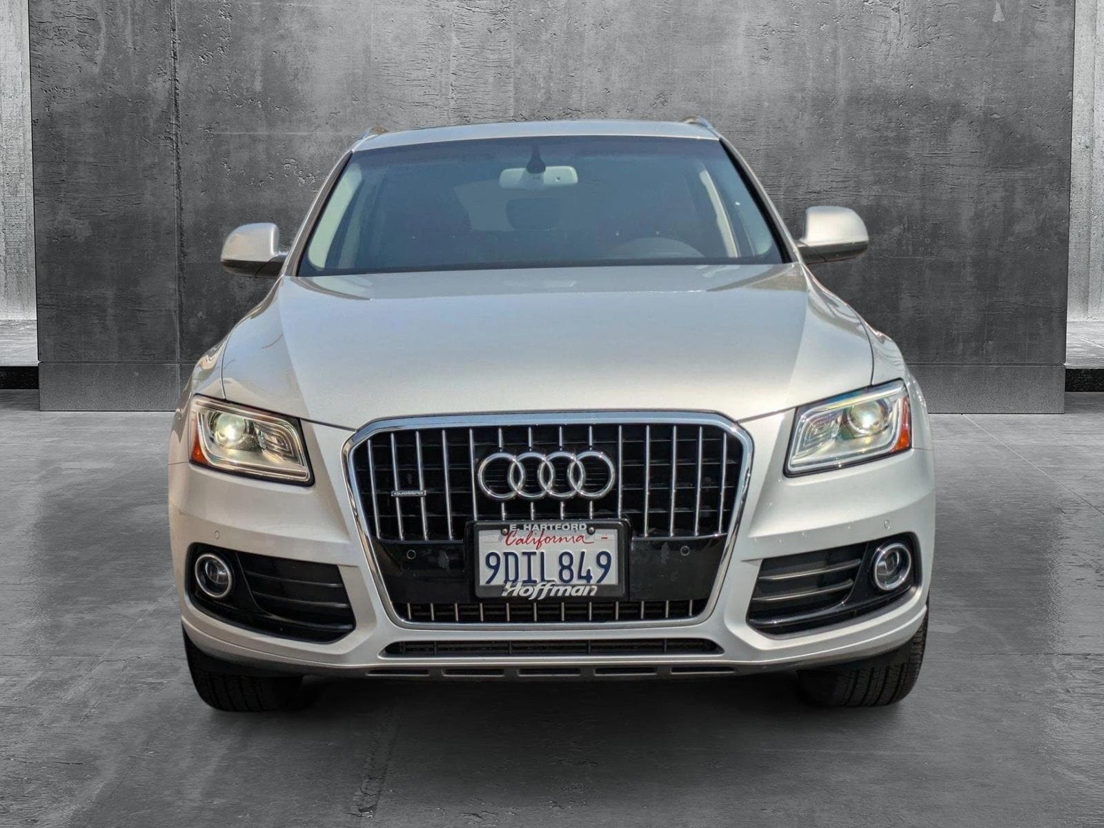 Used 2013 Audi Q5 Premium with VIN WA1LFAFP8DA074752 for sale in Carlsbad, CA