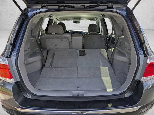 2012 Toyota Highlander V6 FWD photo 5