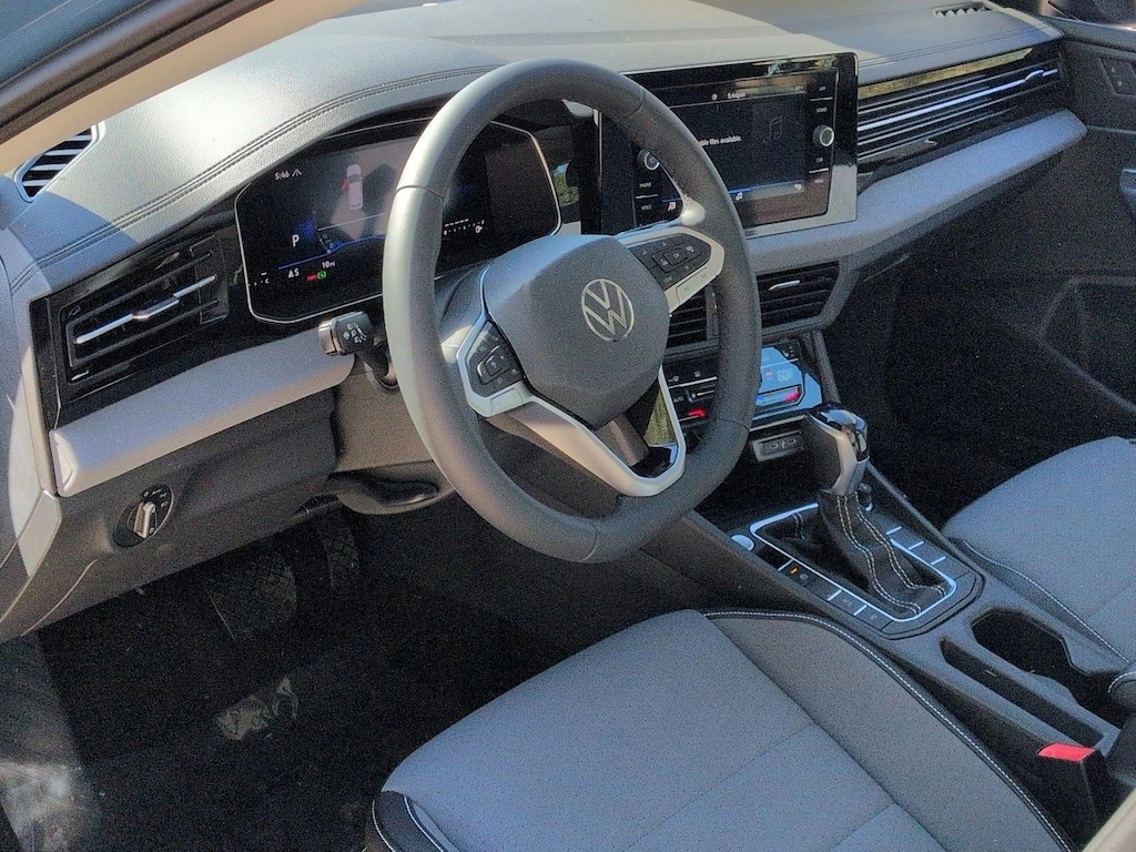 New 2026 Volkswagen Jetta 1.5T SE Sedan