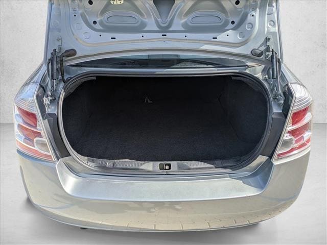 2010 Nissan Sentra 2.0 photo 6
