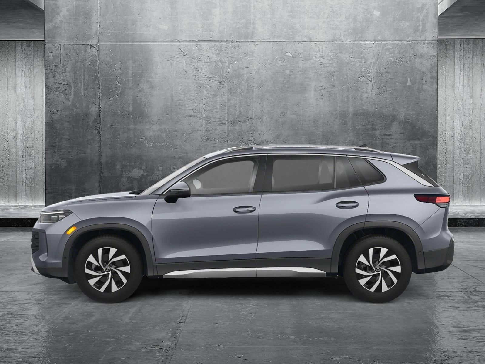 2025 Volkswagen Tiguan S photo 2