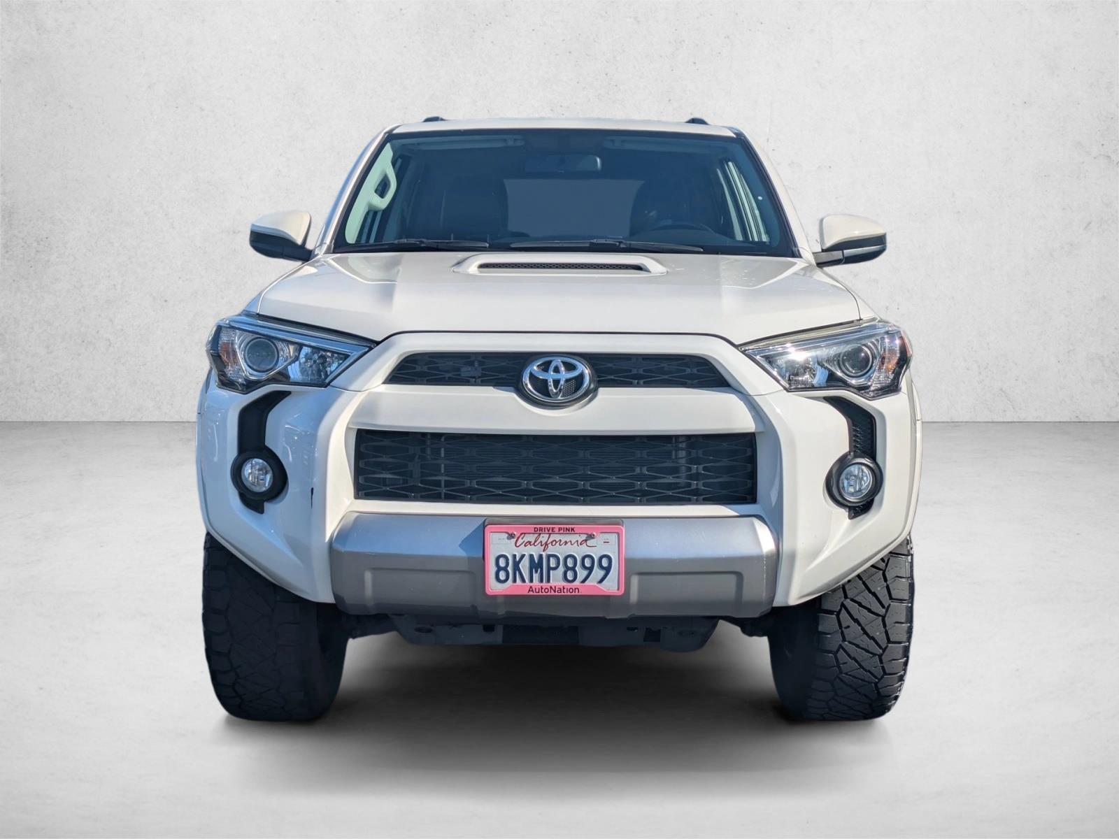 2019 Toyota 4Runner TRD photo 2