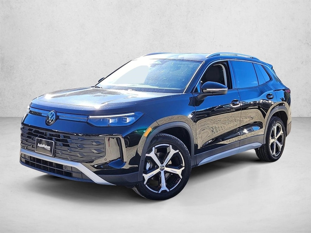 New 2025 Volkswagen Tiguan 2.0T SE SUV