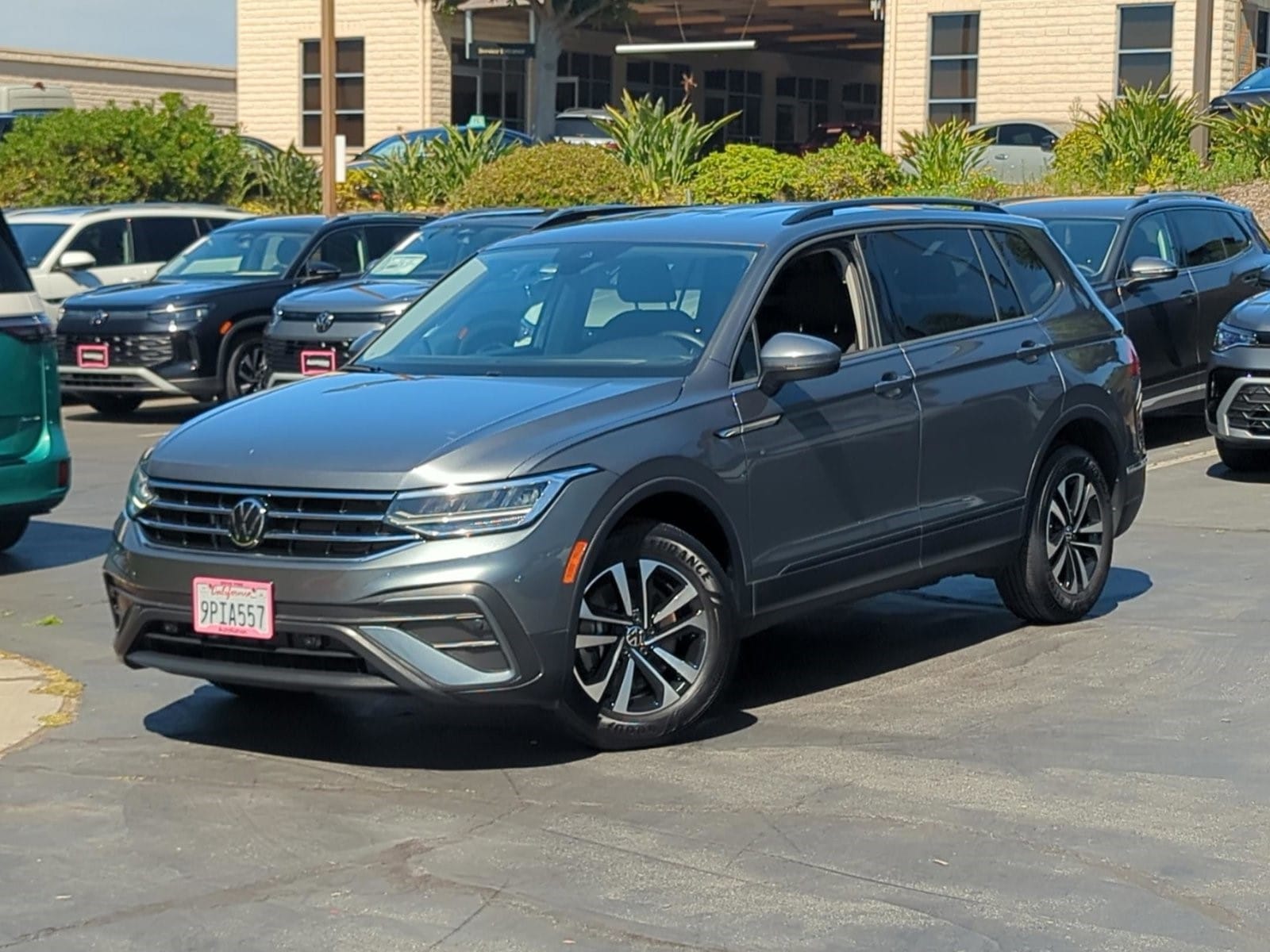 2024 Volkswagen Tiguan 2.0T S