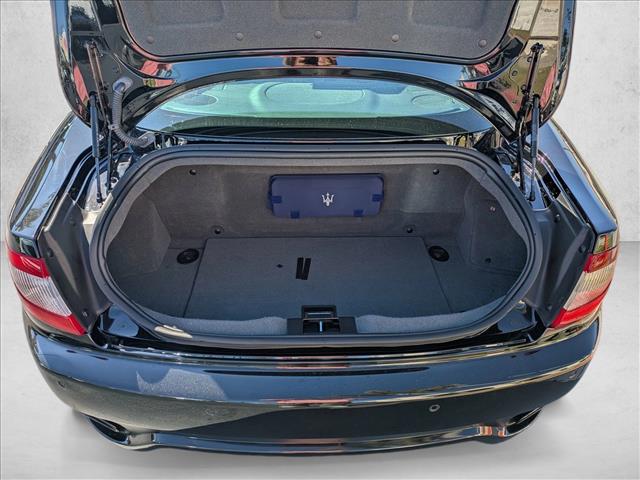 2011 Maserati GranTurismo S Automatic photo 6