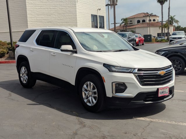 2023 Chevrolet Traverse 1LS photo 2