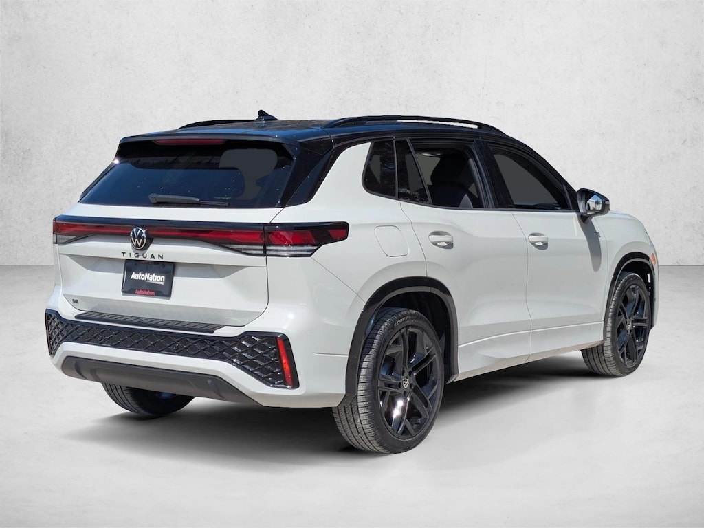 New 2026 Volkswagen Tiguan 2.0T SE R-Line Black SUV