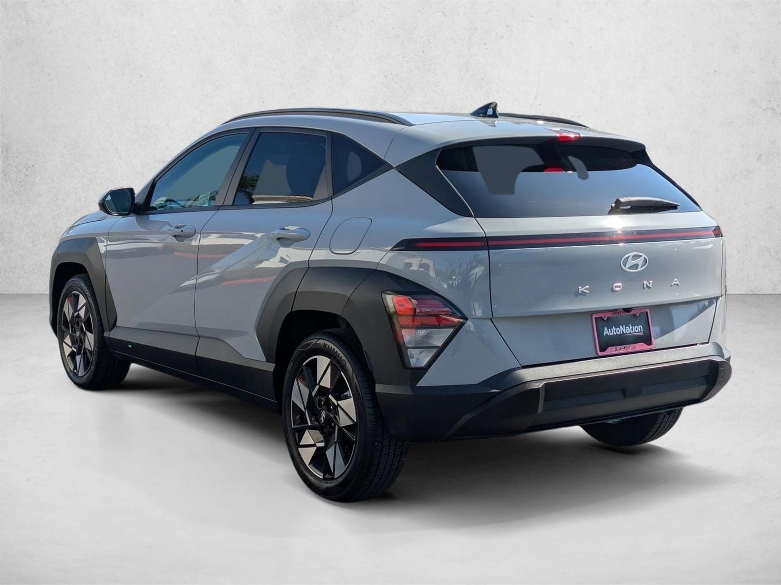2024 Hyundai Kona SEL photo 3