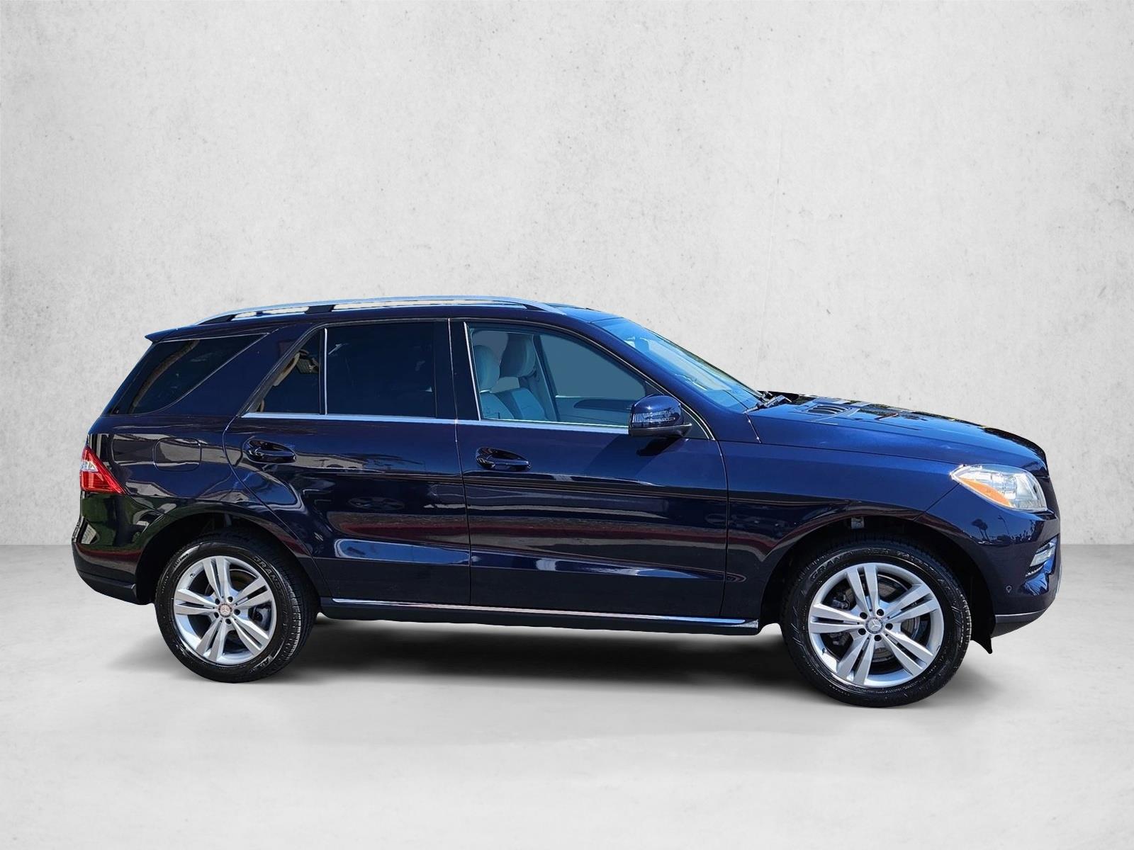 2013 Mercedes Benz ML 350 BlueTEC 4MATIC photo 4