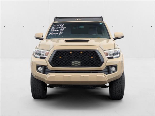 2019 Toyota Tacoma TRD Sport V6 photo 2