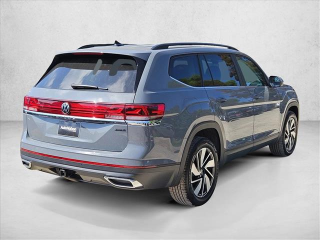 2026 Volkswagen Atlas SE w/Tech - Photo 2