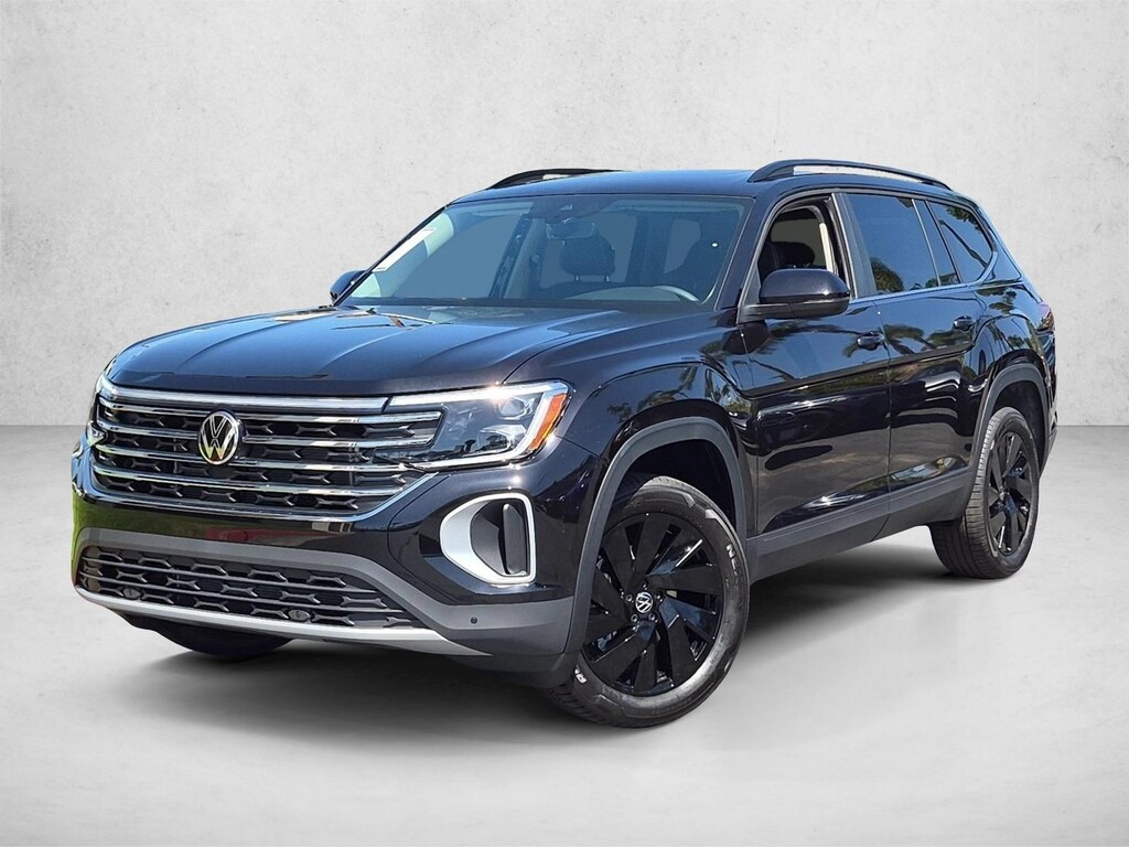 New 2026 Volkswagen Atlas SE w/Technology SUV
