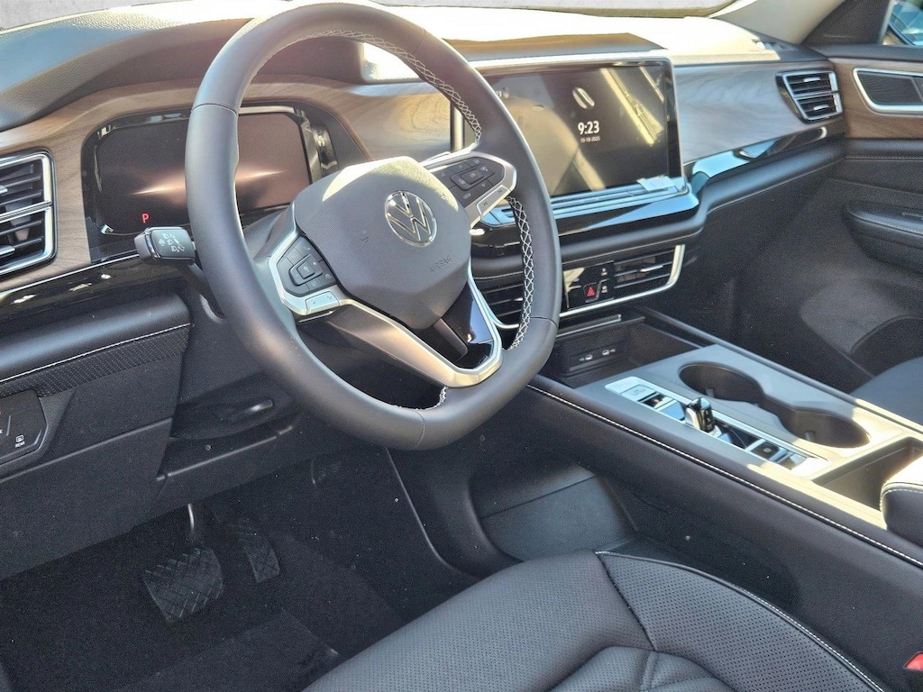 New 2026 Volkswagen Atlas 2.0T SE SUV