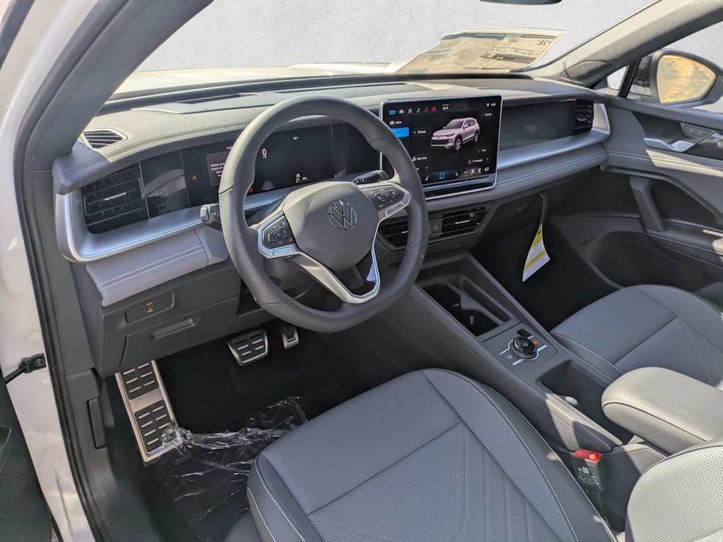 New 2026 Volkswagen Tiguan 2.0T SE R-Line Black SUV