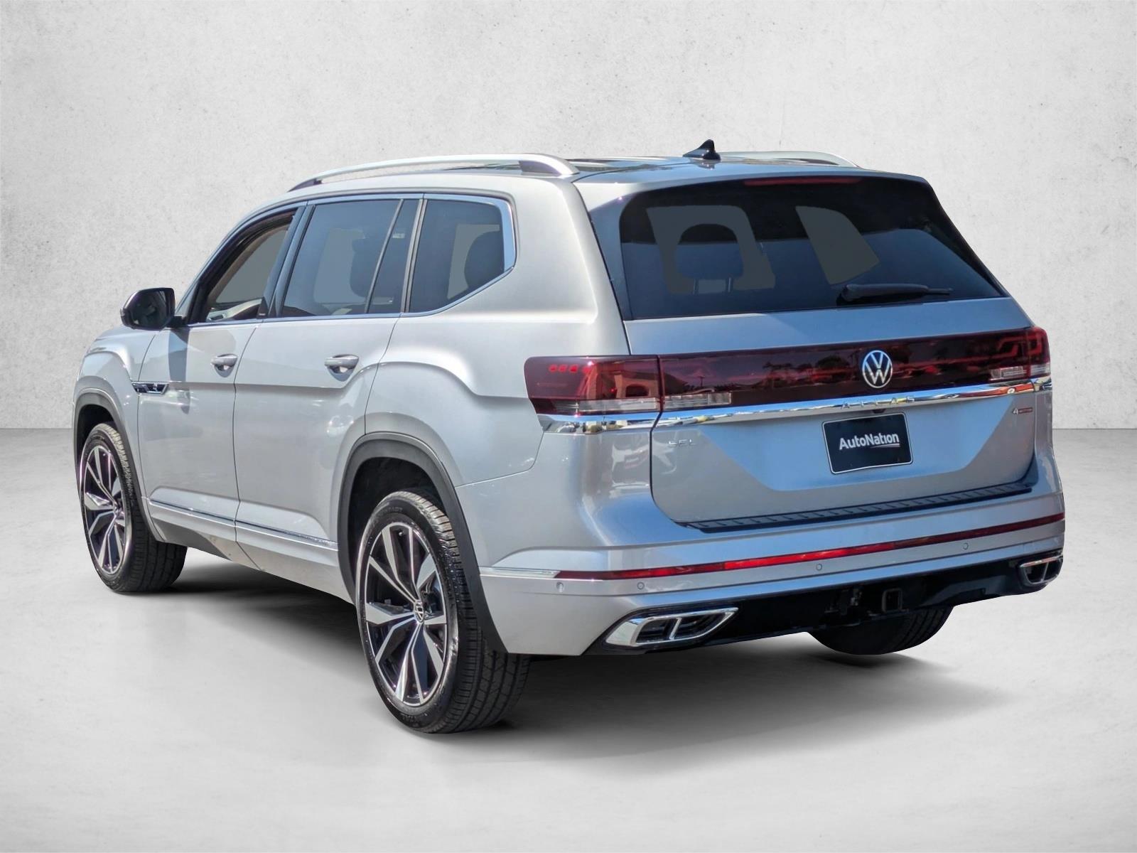 2026 Volkswagen Atlas SEL Premium R-Line - Photo 8