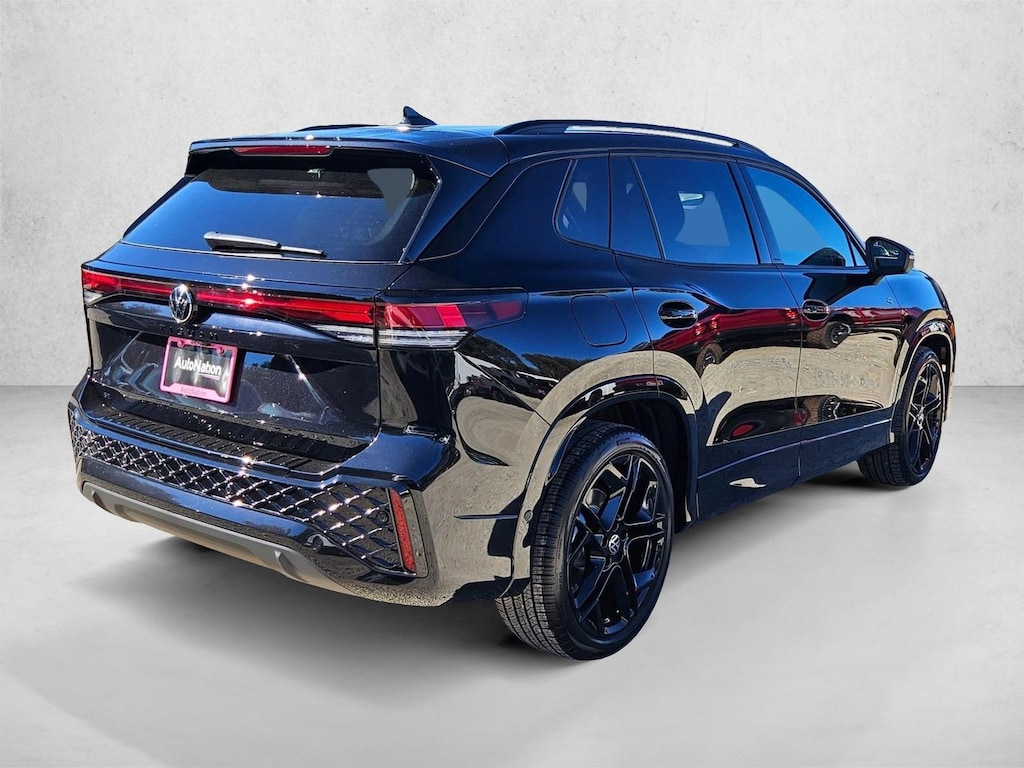 New 2026 Volkswagen Tiguan 2.0T SE SUV