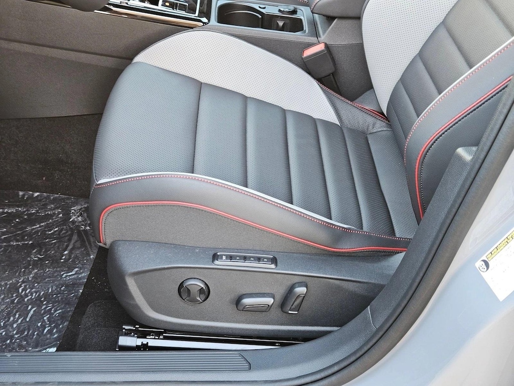 New 2025 Volkswagen Golf GTI 2.0T Autobahn Hatchback