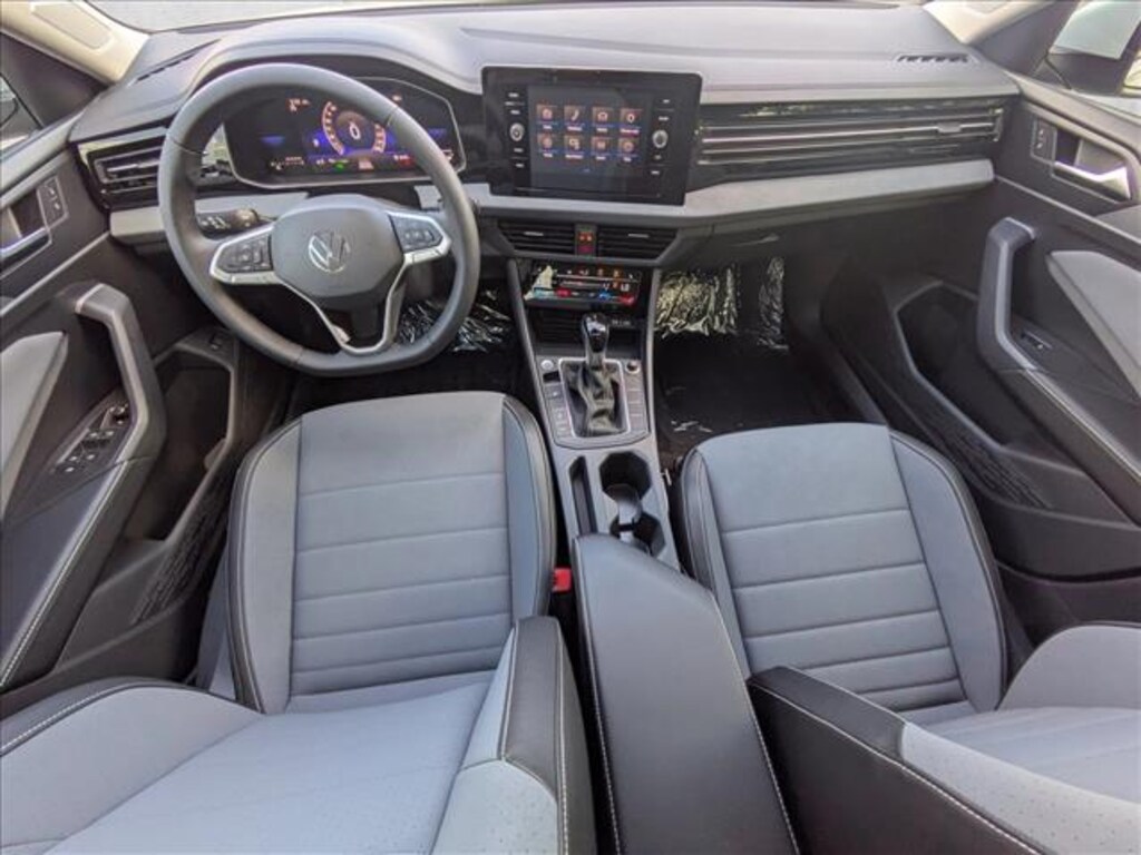 New 2026 Volkswagen Jetta SE 4dr Car