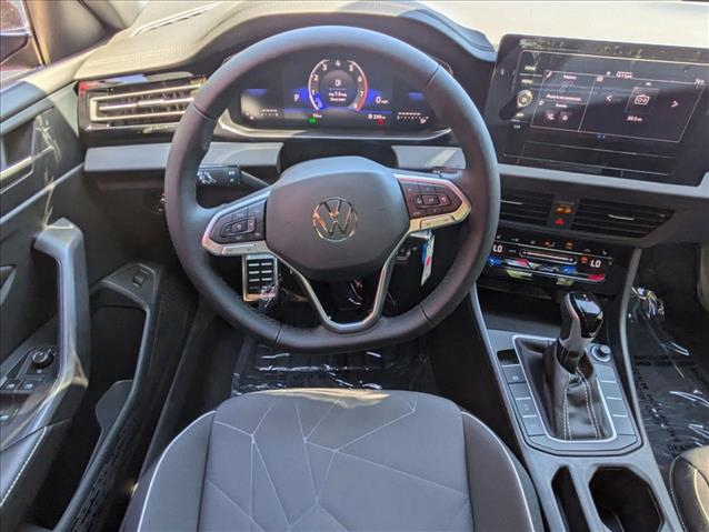2025 Volkswagen Jetta Sport photo 3