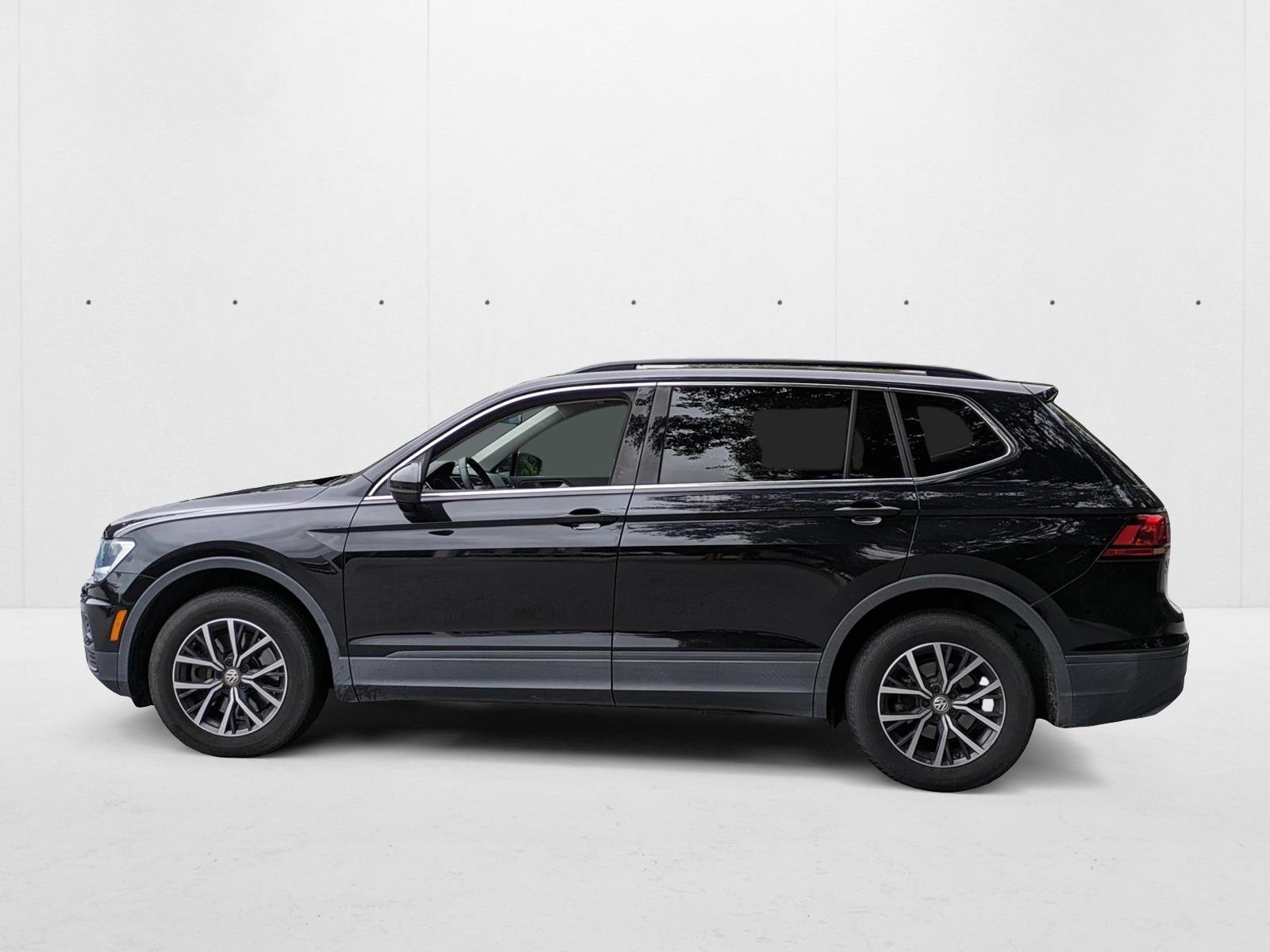 2019 Volkswagen Tiguan SE Sport photo 3