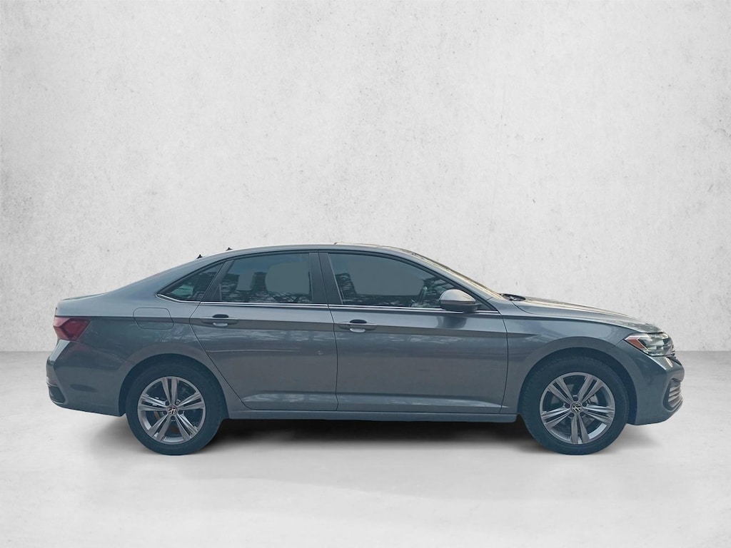 Used 2023 Volkswagen Jetta SE 4dr Car