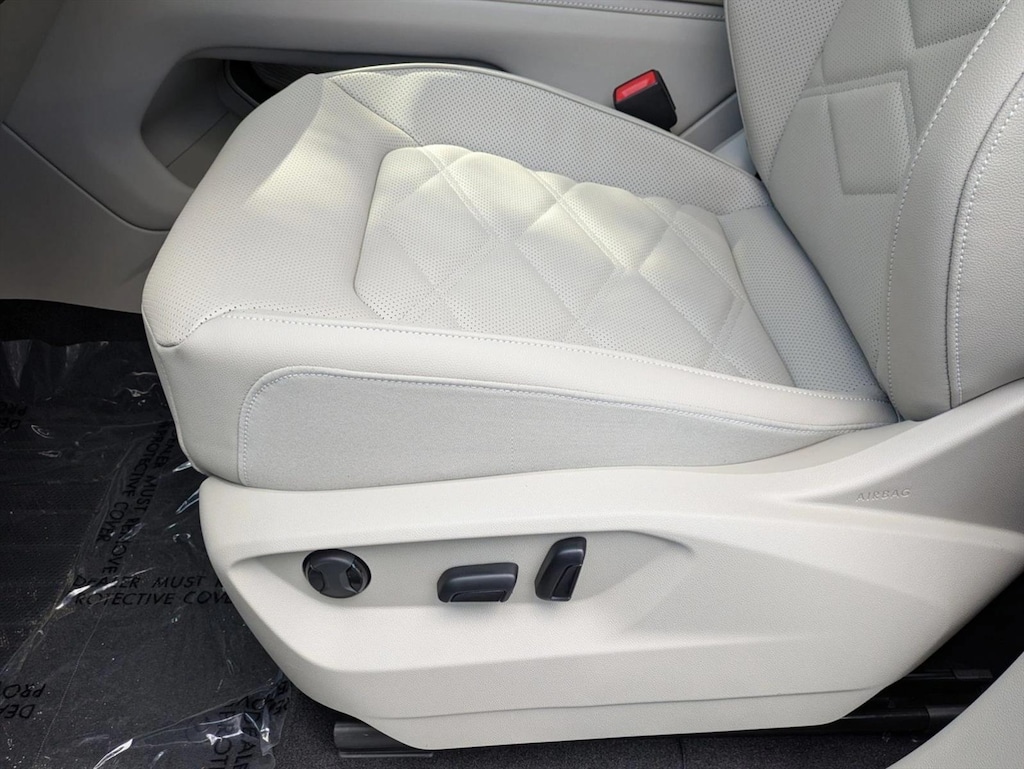 New 2026 Volkswagen Atlas 2.0T SE w/Technology Sport Utility
