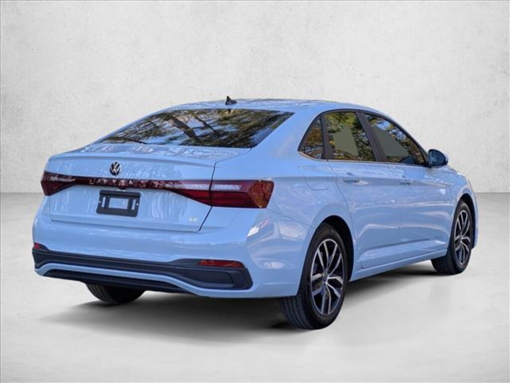 New 2026 Volkswagen Jetta SE 4dr Car