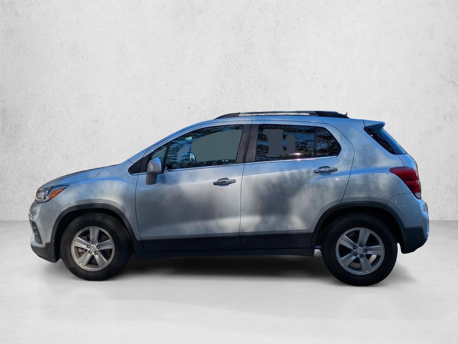 2019 Chevrolet Trax LT photo 3