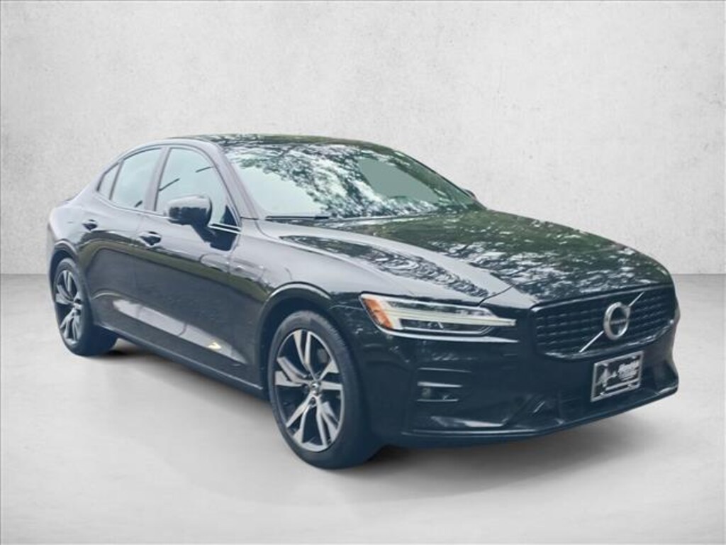 Used 2021 Volvo S60 R-Design 4dr Car