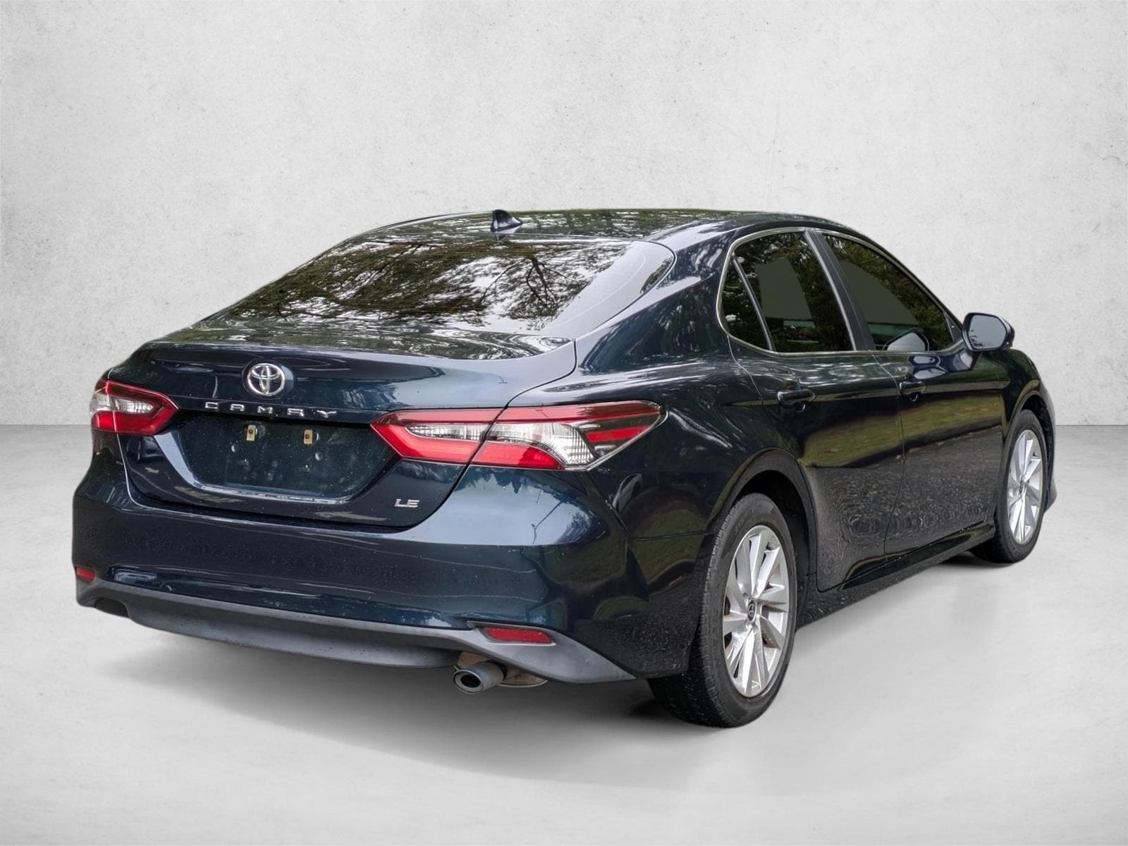 Used 2021 Toyota Camry LE with VIN 4T1C11AK5MU566889 for sale in Hardeeville, SC