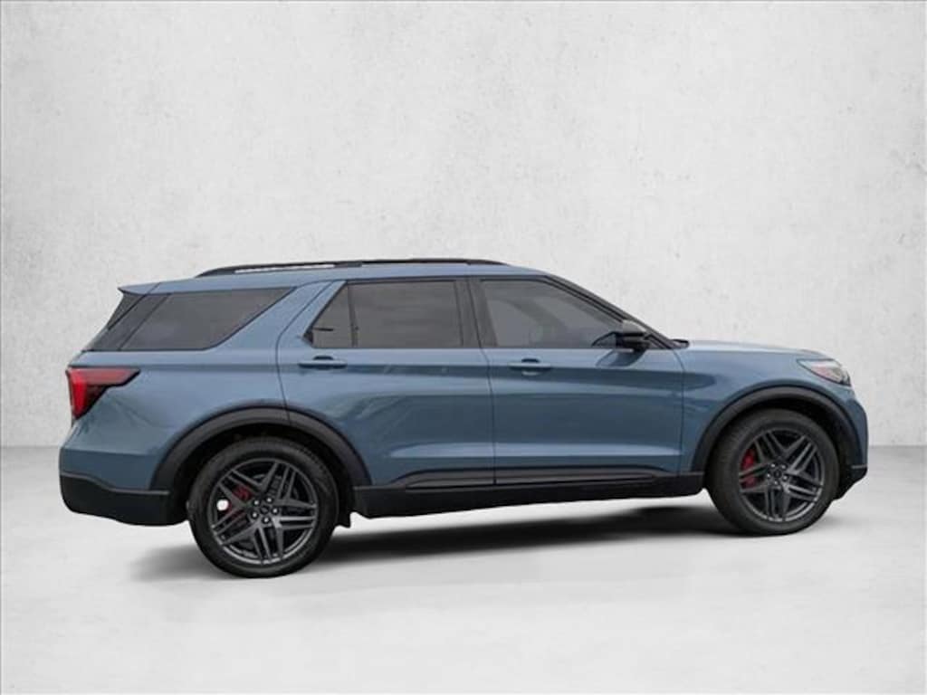 Used 2025 Ford Explorer ST Sport Utility