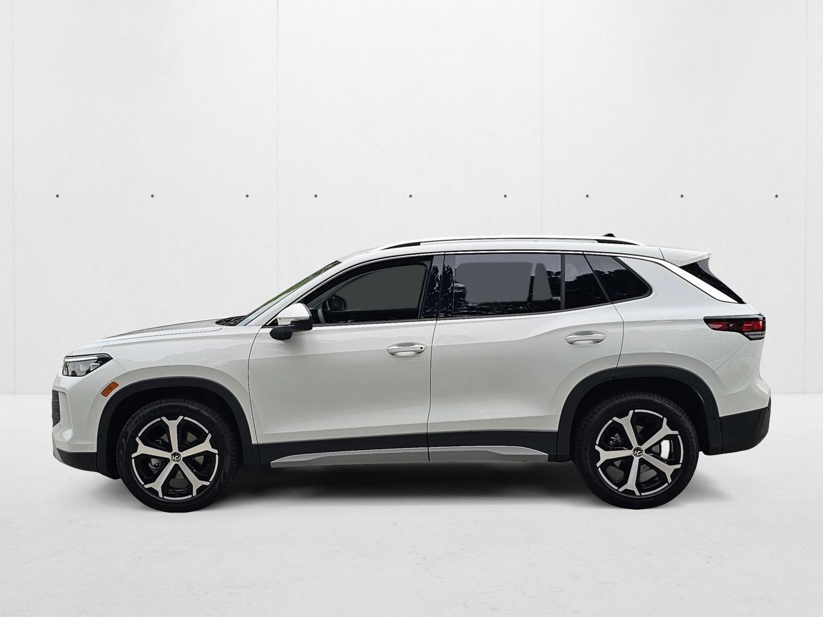 2025 Volkswagen Tiguan SE photo 4