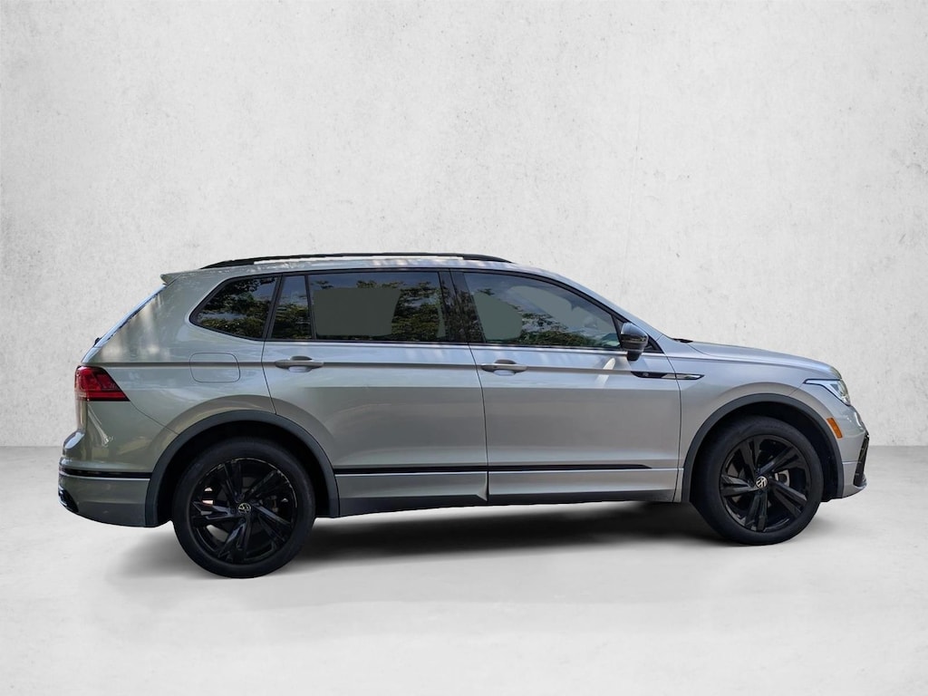 Used 2023 Volkswagen Tiguan SE R-Line Black Sport Utility