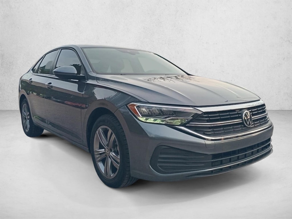 Used 2023 Volkswagen Jetta SE 4dr Car