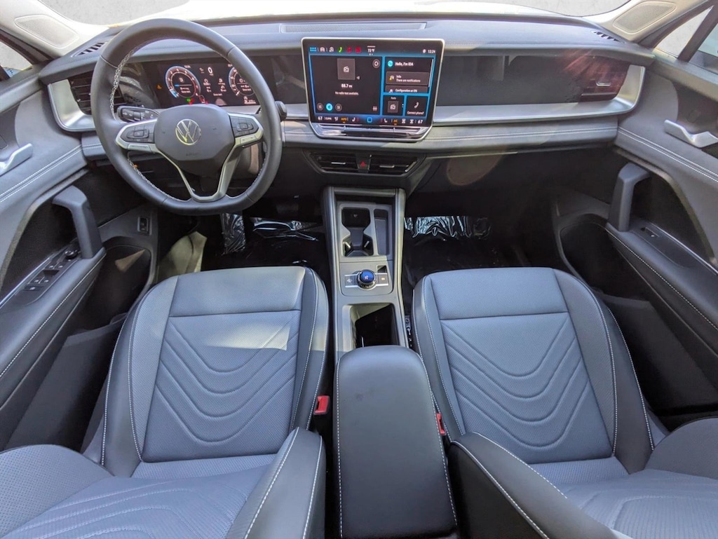 New 2026 Volkswagen Tiguan SE Sport Utility