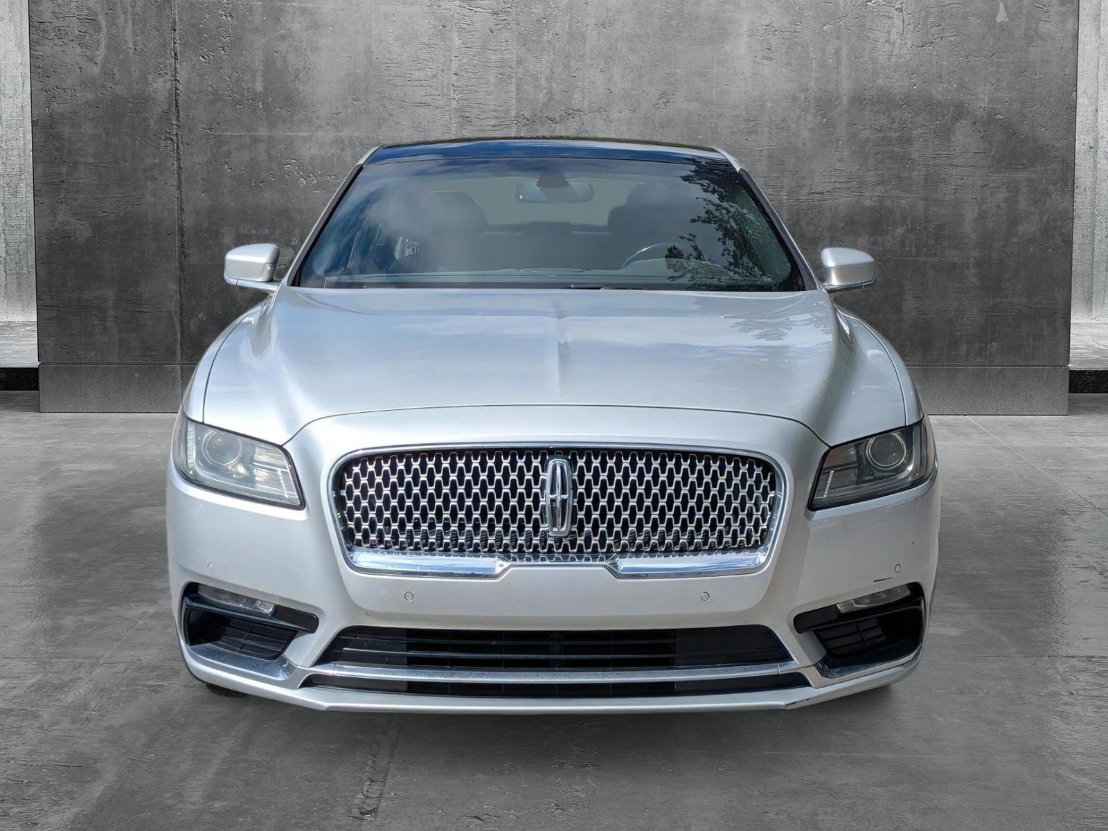 Used 2018 Lincoln Continental Select with VIN 1LN6L9SK8J5603475 for sale in Hardeeville, SC
