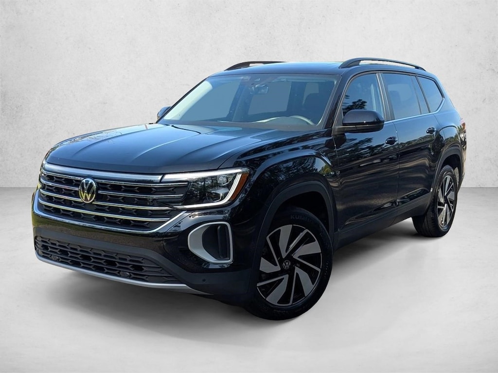 New 2026 Volkswagen Tiguan SE R-Line Black Sport Utility