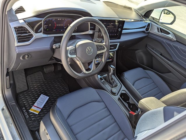2025 Volkswagen Taos SEL photo 2