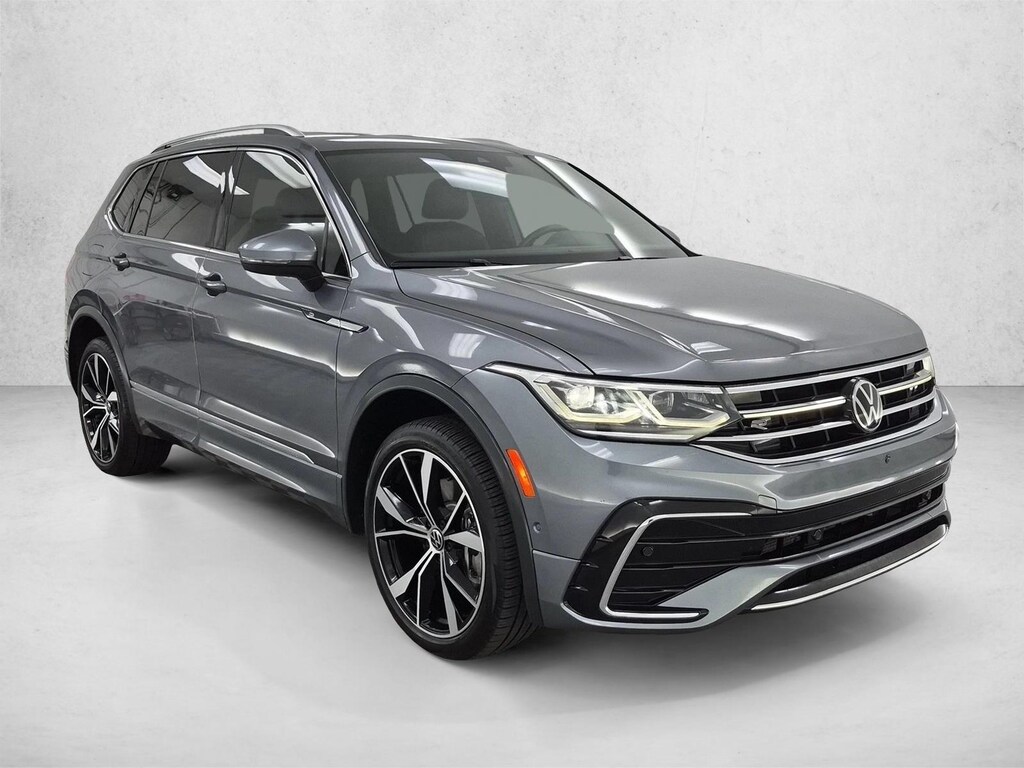Used 2024 Volkswagen Tiguan SEL R-Line Sport Utility