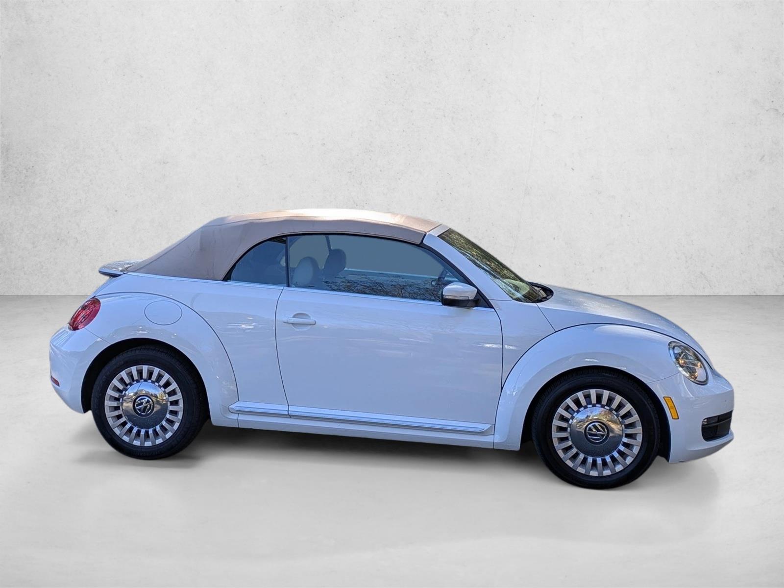 2014 Volkswagen Beetle 1.8T photo 4
