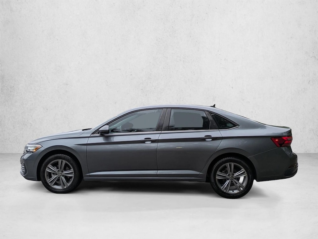 Used 2023 Volkswagen Jetta SE 4dr Car