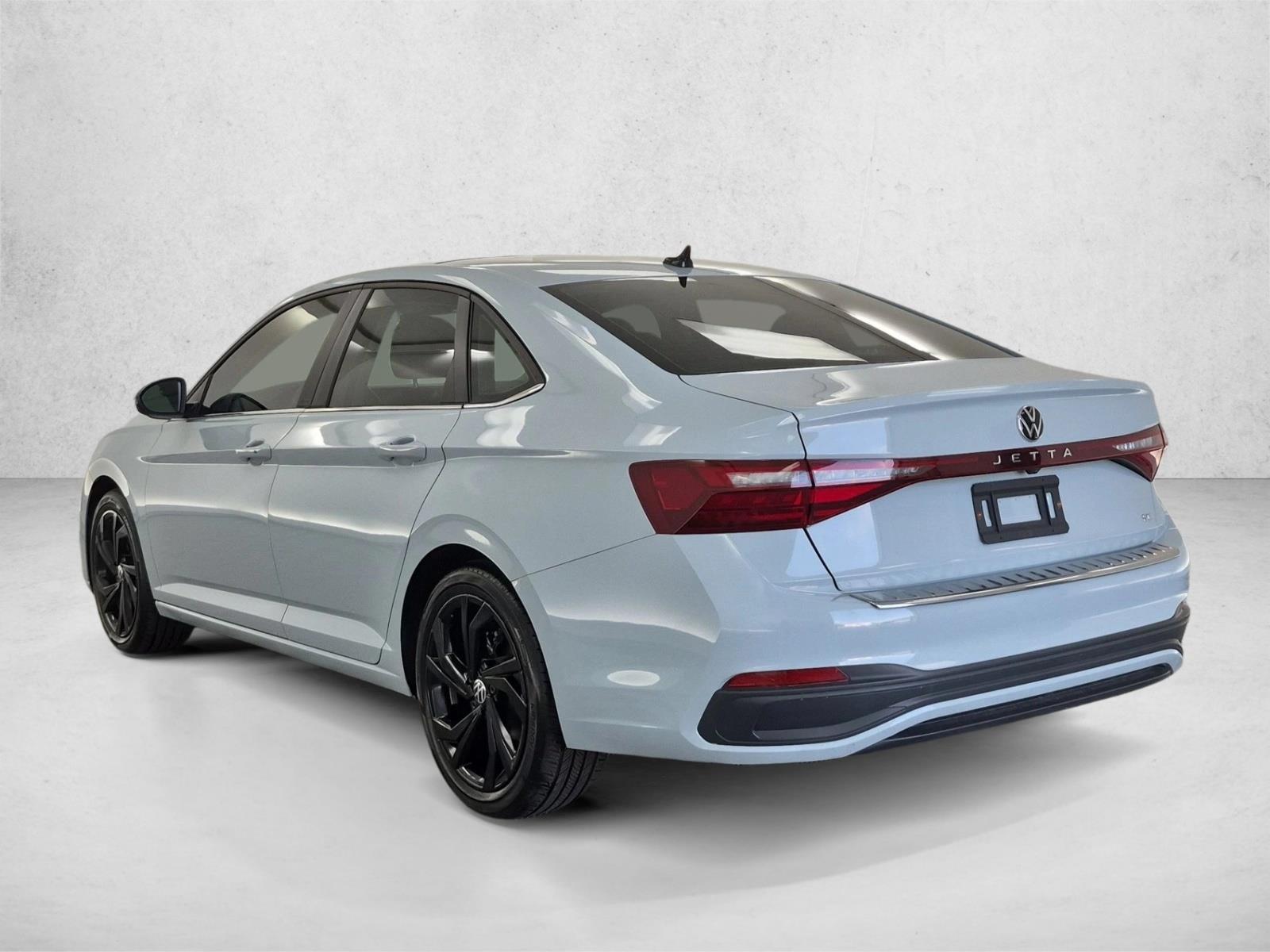 2025 Volkswagen Jetta SE - Photo 9
